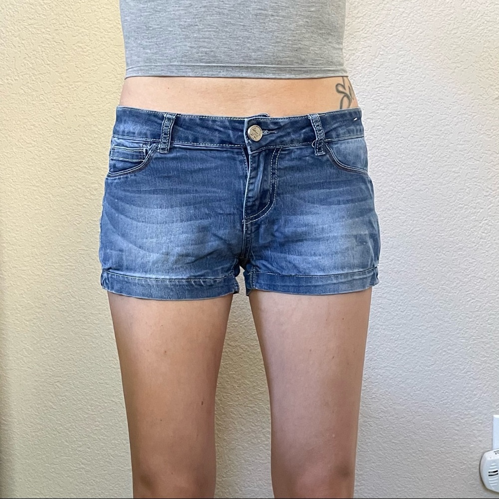 Indigo Rein Size 7 Denim Shorts